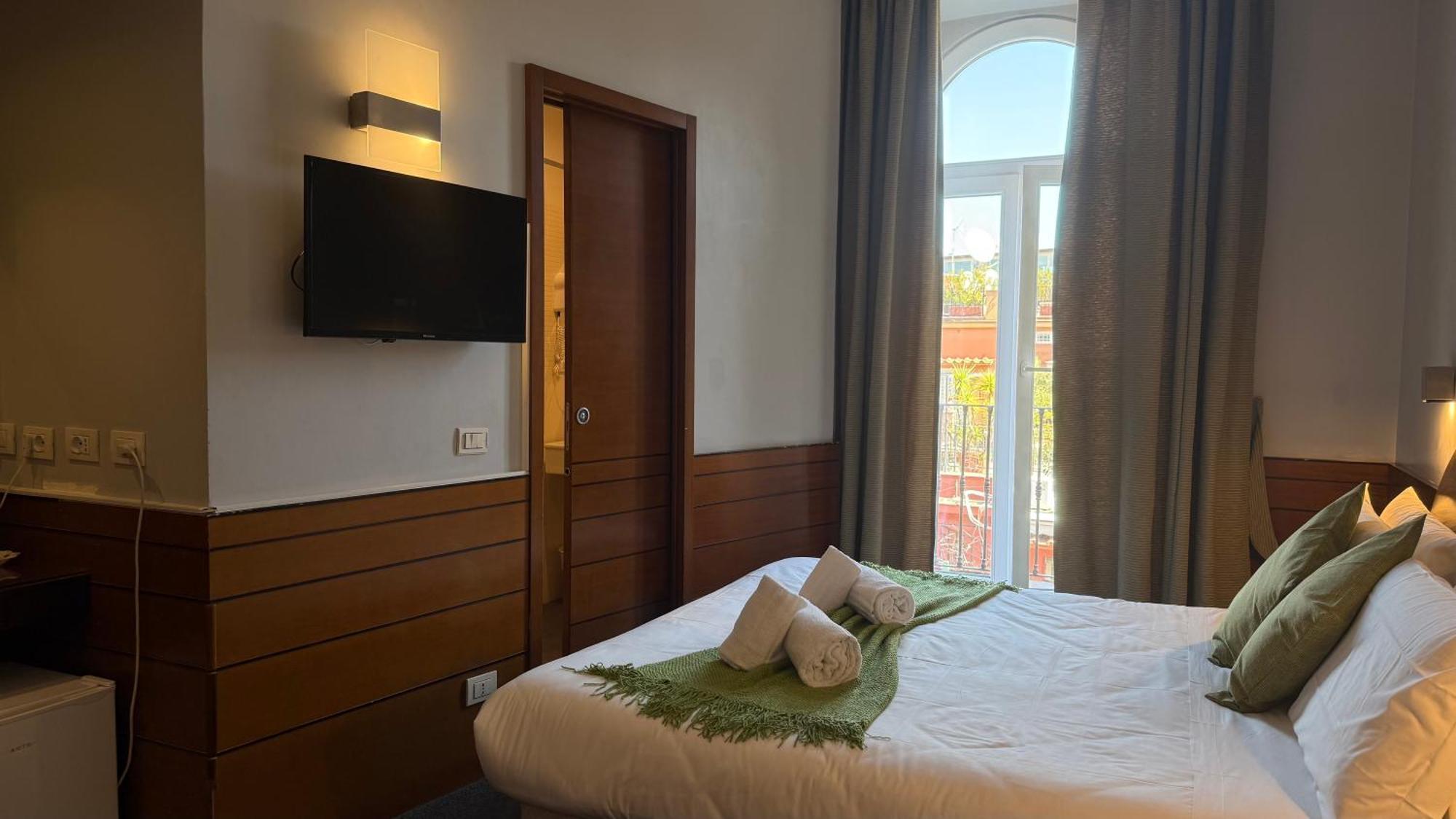 Romalive Hotel Kültér fotó