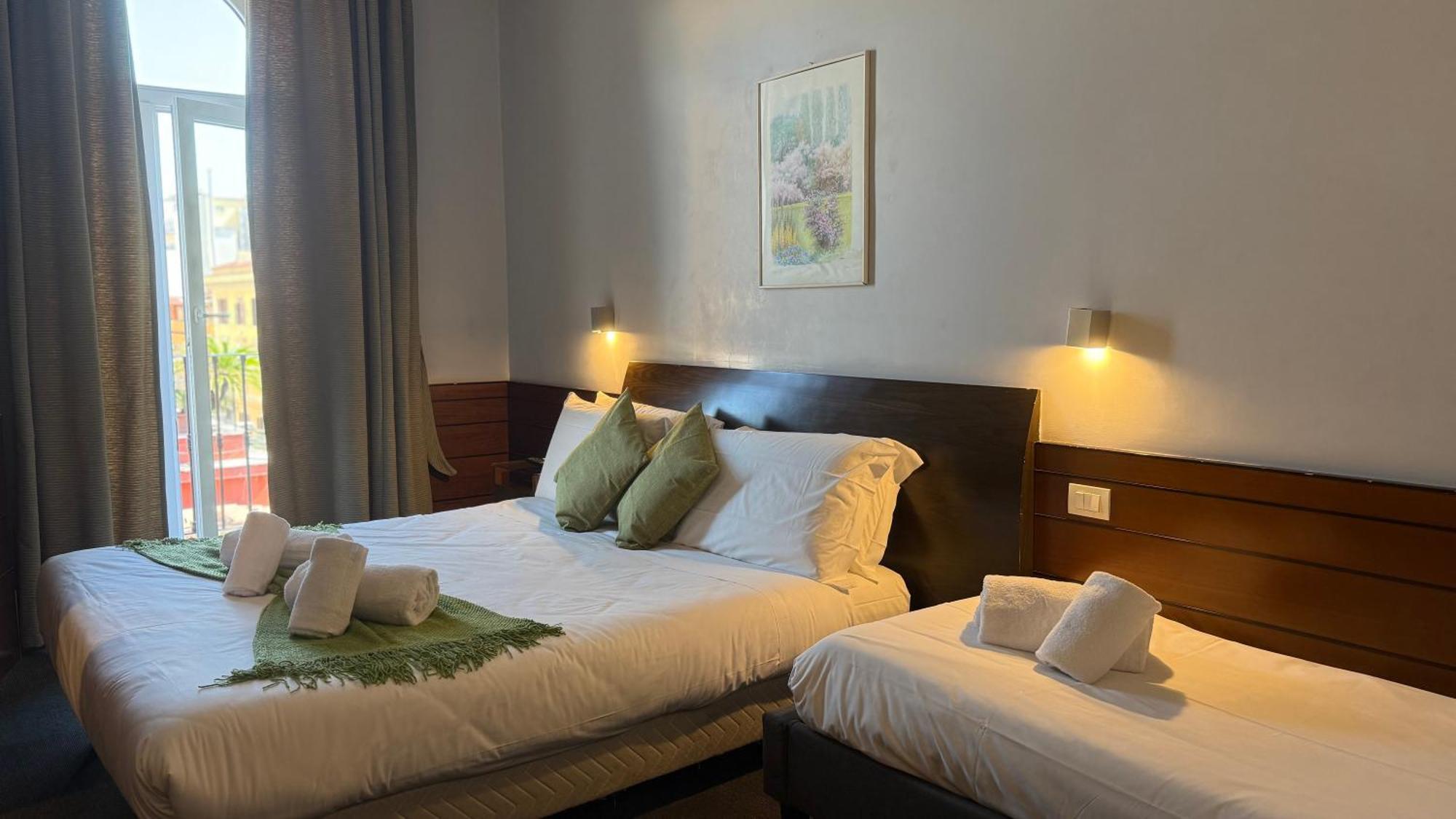 Romalive Hotel Kültér fotó